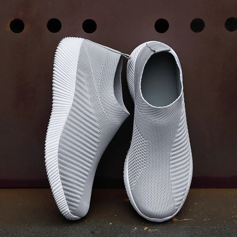 Lightweight Cotton Slip-On Shoes – Everyday Comfort Flats