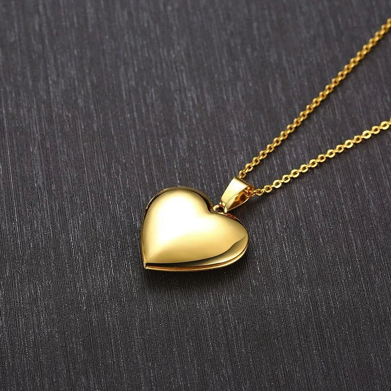 Stainless Steel Heart Locket – Personal Keepsake (Style 3) | OWNLUXE