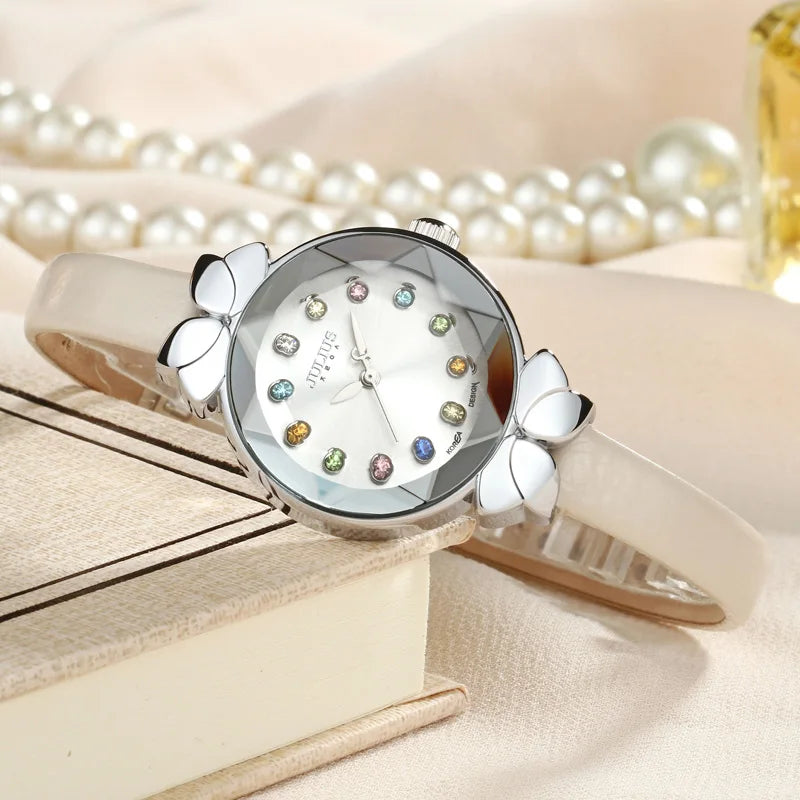 Women's Leather Strap Quartz Wristwatch – Elegant, Water Resistant & Fashionable