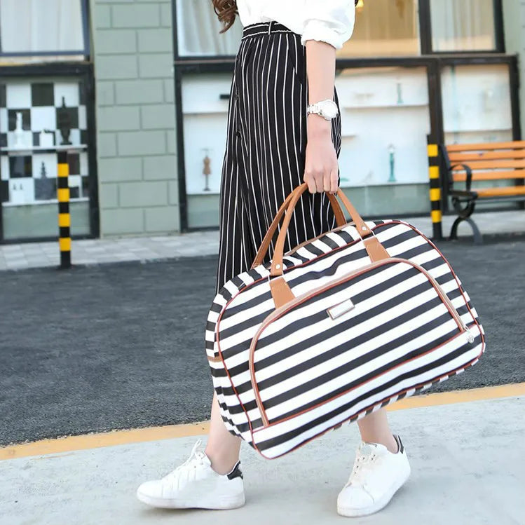 Women's PU Leather Travel Duffle Bag – Geometric Design Weekender