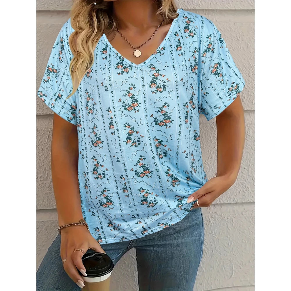 Floral V-Neck Tee / T-shirt à col en V motif floral