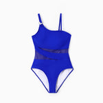 Load image into Gallery viewer, Matching Family Swimwear – Striped Summer Vacation Set | Maillots de bain assortis pour la famille – Ensemble rayé d&#39;été
