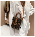 Load image into Gallery viewer, Retro New Handbag Floral Casual Women's Mini Bucket Bag Lock Buckle Opening Daily Match Single Shoulder Crossbody Bag
