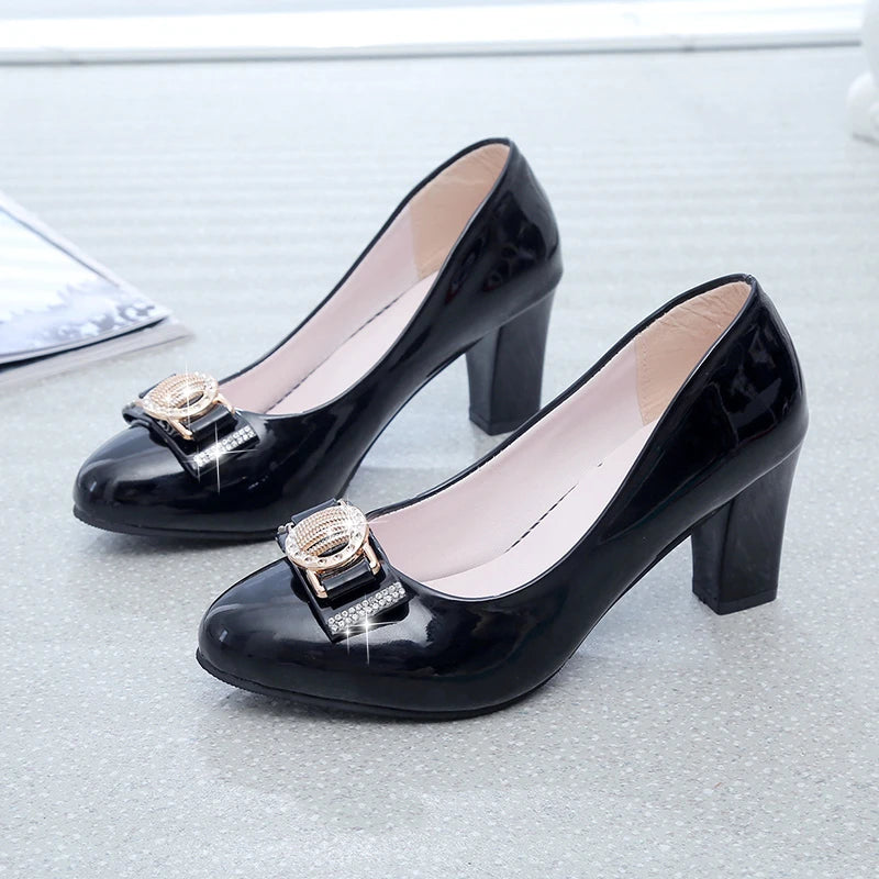 Patent Leather Butterfly-Knot Pumps | OWNLUXE