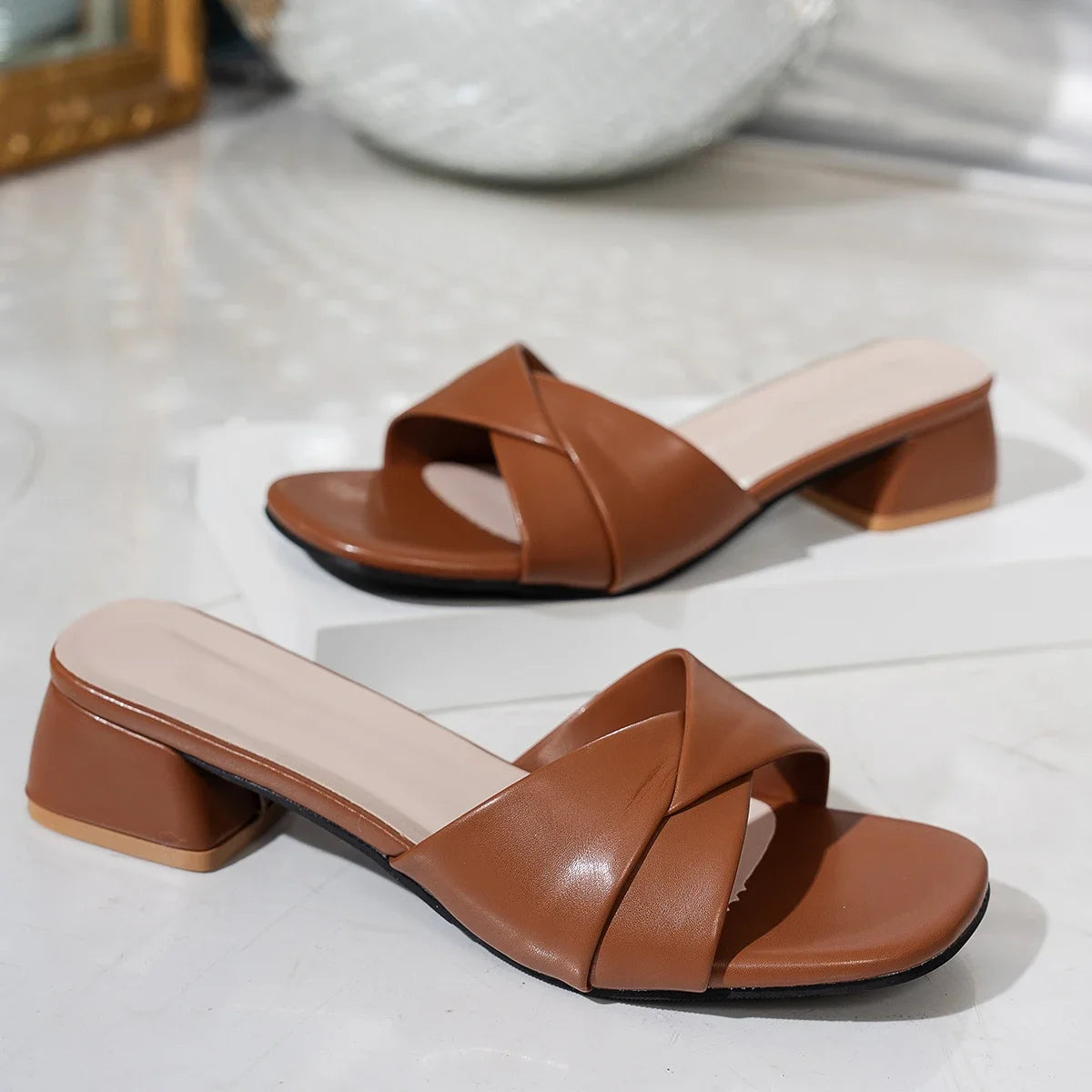 Checkered Square‑Heel Gladiator Sandals for Workdays