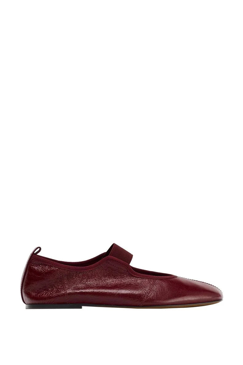 Round Toe Leather Comfortable Flat Accessory – Shop at OWNLUXE