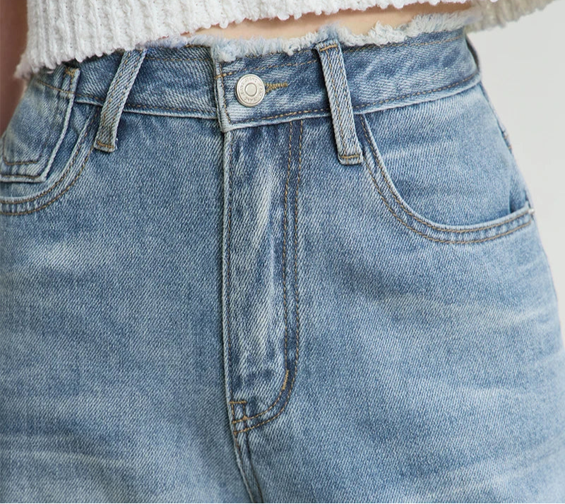 Women’s Wide-Leg Light Wash Jeans – Low-Waist Summer Style