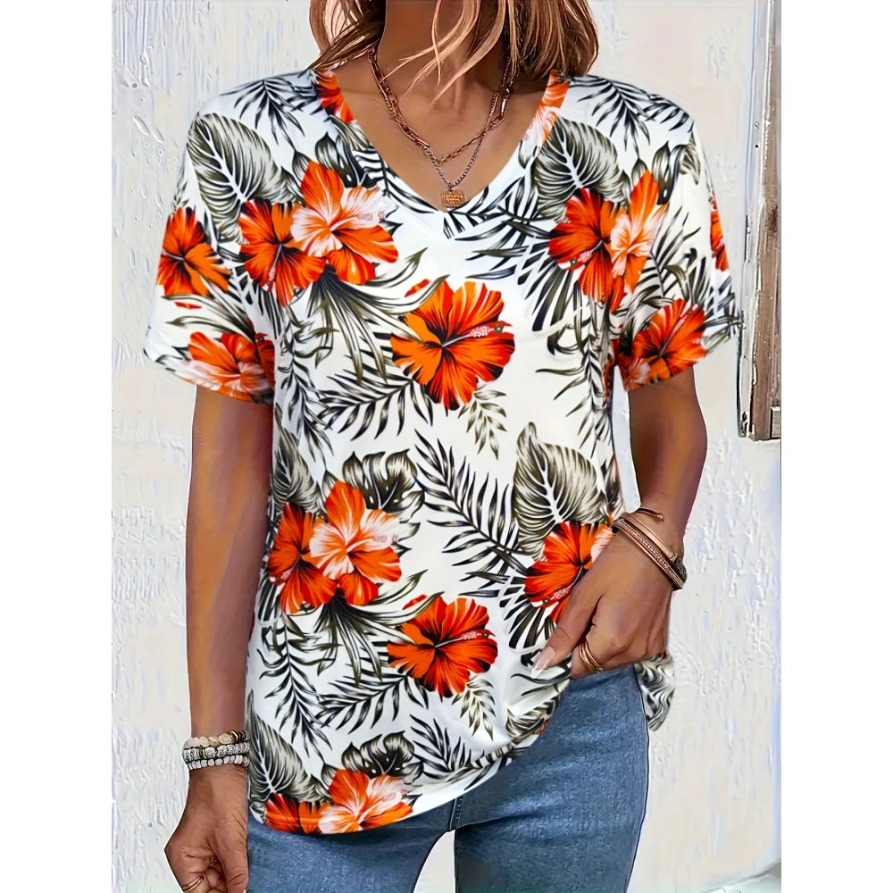 Floral V-Neck Tee / T-shirt à col en V motif floral