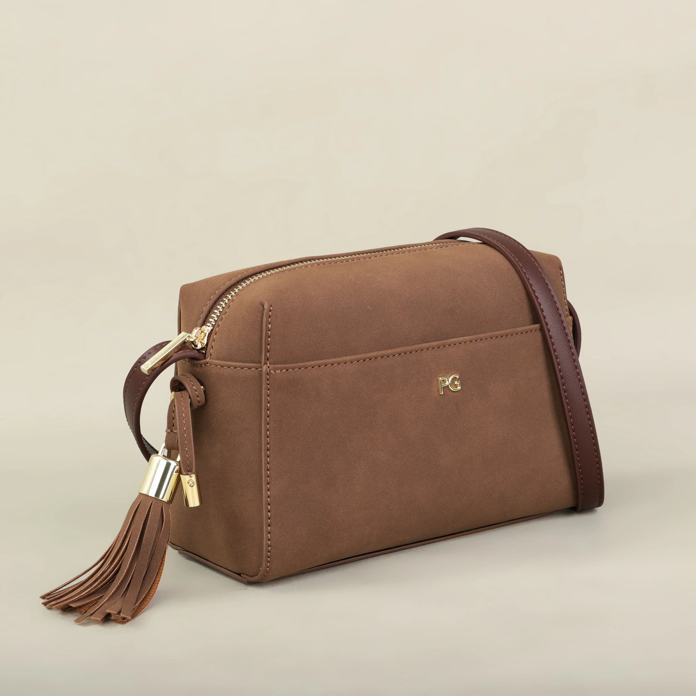PG Lightweight Fall /Classic 2026 Fashion Design Slash Bag, High-End Minimalist Elegant Women's Square Satchel, Classic Design