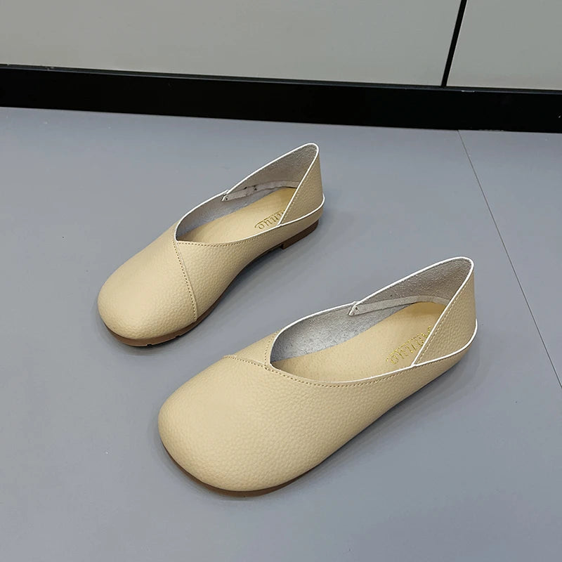 Women's Round Toe Leather Plus-Size Sneakers – Shop at OWNLUXE