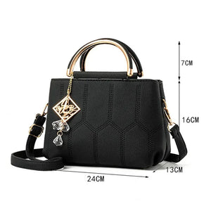 Beaded & Sequined Shoulder Bag – Sac à bandoulière perlé et à paillettes