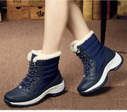 Chic Mid-Calf Winter Platform Boots with Plush Lining