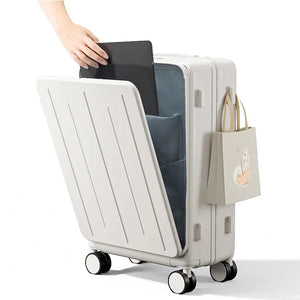 Lightweight & Durable Luggage – USB port, 360° Spinner Wheels & Secure