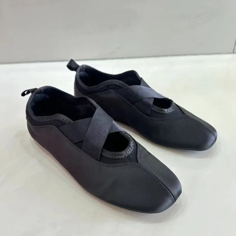Women's Round Toe Lightweight Flats – Shop at OWNLUXE