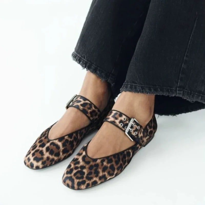 Women's Pointed Toe Retro Loafers – Shop at OWNLUXE