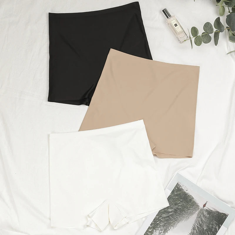 Women's Seamless Briefs (White) | OWNLUXE
