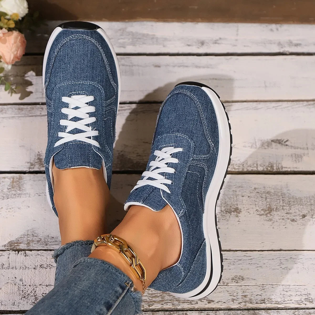 👟 Women's Denim Lace-Up Sneakers | Baskets à lacets en denim pour femme