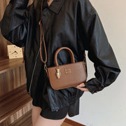 High-End Luxury Handbag – 2025 Retro Crossbody Commuter Bag