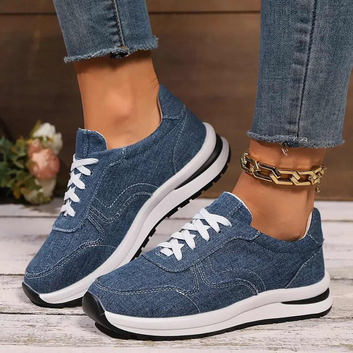 👟 Women's Denim Lace-Up Sneakers | Baskets à lacets en denim pour femme