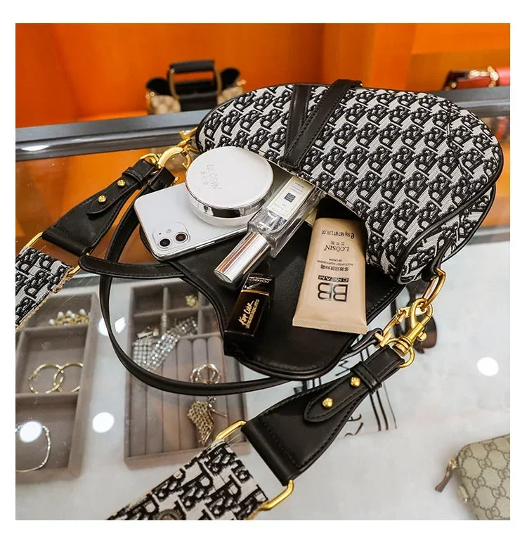 Luxury Women's Clutch Bag – Designer Crossbody Shoulder Purse & Travel Tote
