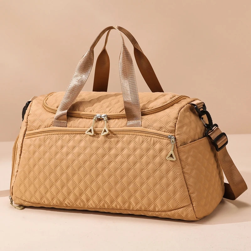 Oxford Diamond Lattice Travel Tote – Stylish Weekender with Distinctive Pattern