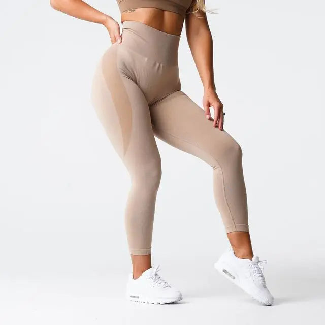 Contour Leggings – Seamless Tummy Control