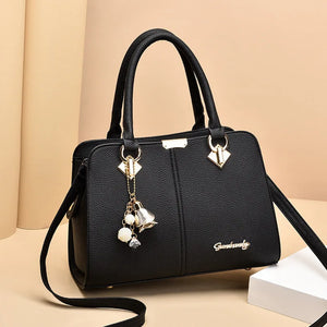 Fashion Tote Bag with Tassel – Stylish & Versatile | Sac Cabas avec Gland – Élégant & Polyvalent