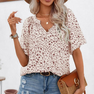 Floral Summer Pullover with Stand Collar – Breezy Fit in Plus Sizes | Haut Estival Fleuri à Col Montant – Coupe Ample Grandes Tailles