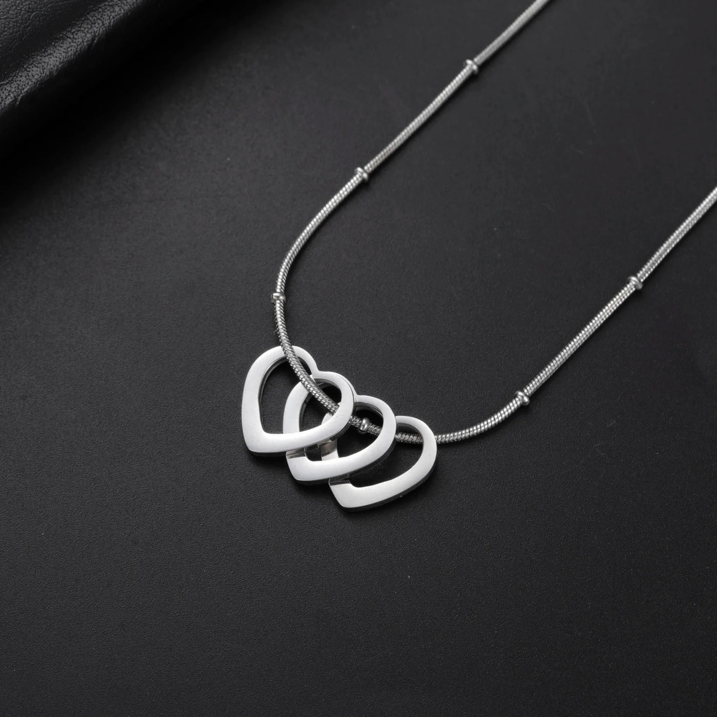 Personalized Heart Name Necklace – Family Keepsake | OWNLUXE
