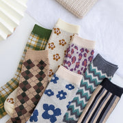 1 Pair Women Socks Spring Autumn Retro Style Men Couple Cotton Socks Flower Stripe Plaid Pattern Solid Colorful Socks EUR 37-43