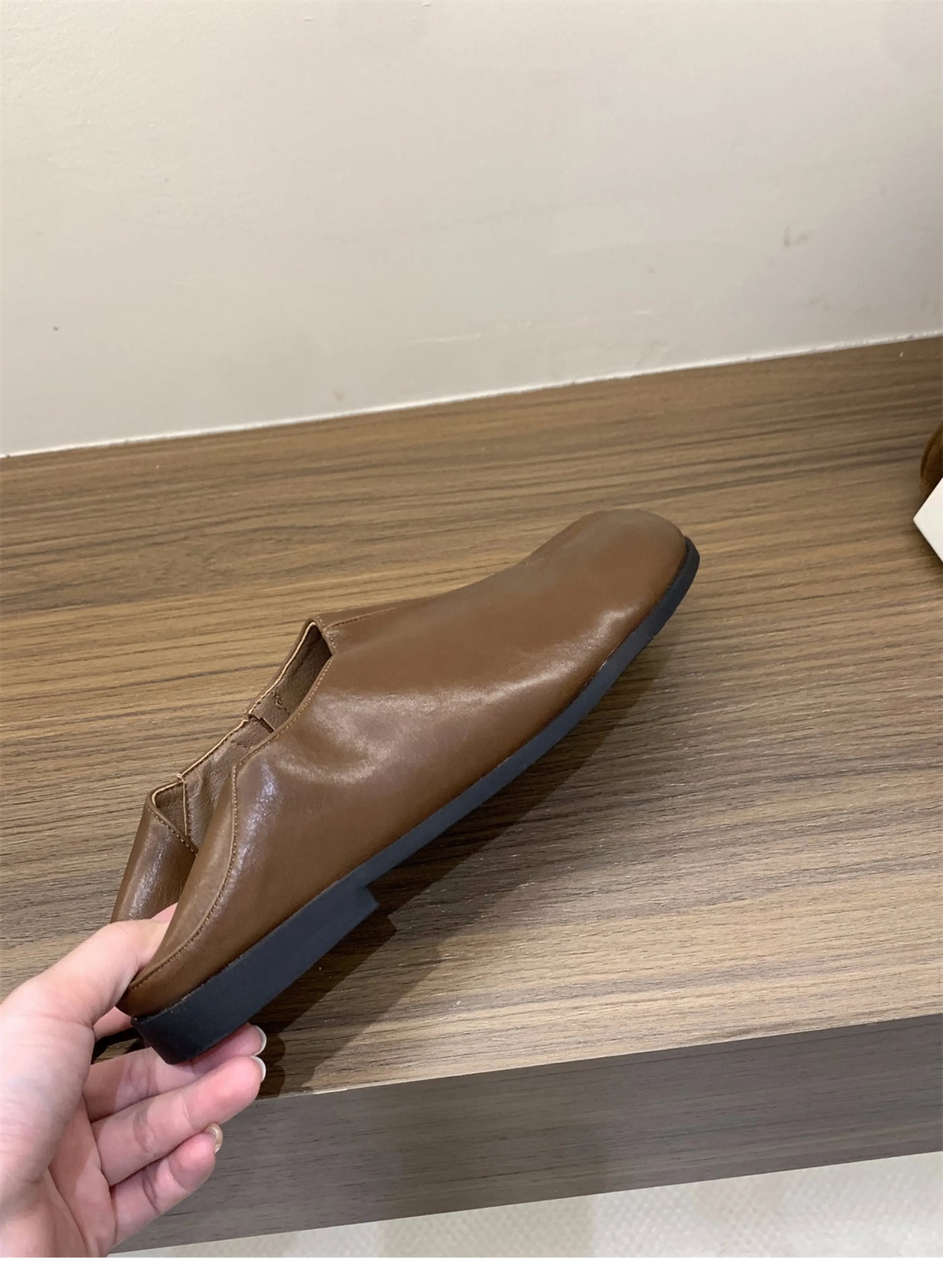 Women's Retro Flats – Shop at OWNLUXE