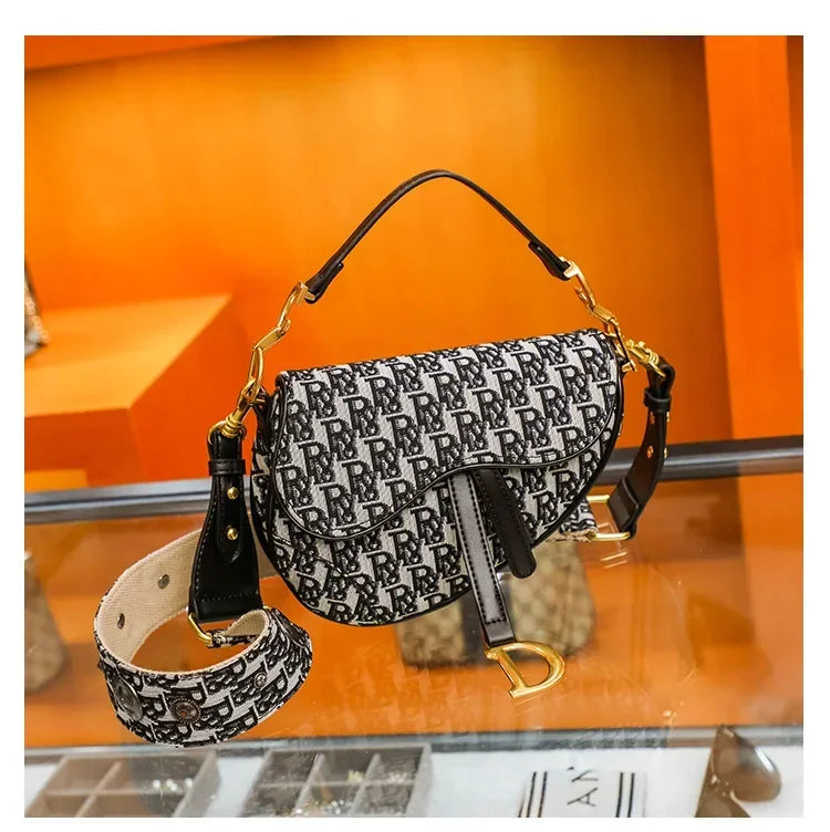 Luxury Women's Clutch Bag – Designer Crossbody Shoulder Purse & Travel Tote
