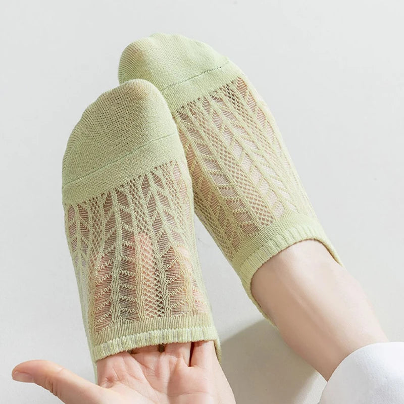 Non-Slip Mesh Socks | OWNLUXE