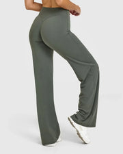 Mid-Waist Yoga Pants – Straight Leg Active