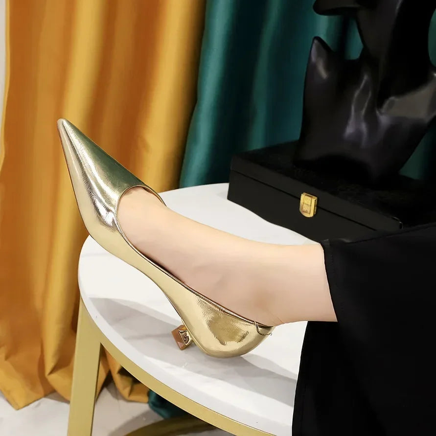 Women's Pointed Toe Leather Pumps (Champagne) | OWNLUXE