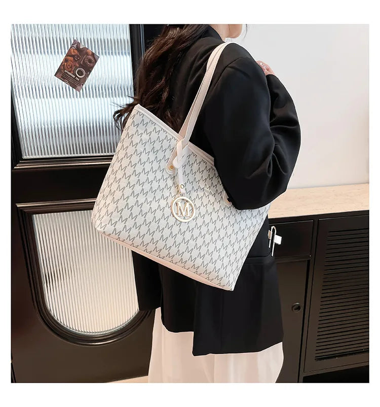 2025 Designer Shoulder Bag - Large Capacity Crossbody