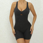 Load image into Gallery viewer, Seamless Performance Yoga Tank Top | Débardeur de Yoga Sans Coutures Haute Performance
