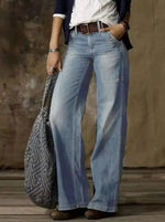 Load image into Gallery viewer, Bold &amp; Relaxed: Wide-Leg Jeans with Patchwork | Jean large audacieux pour femme – Détails patchwork
