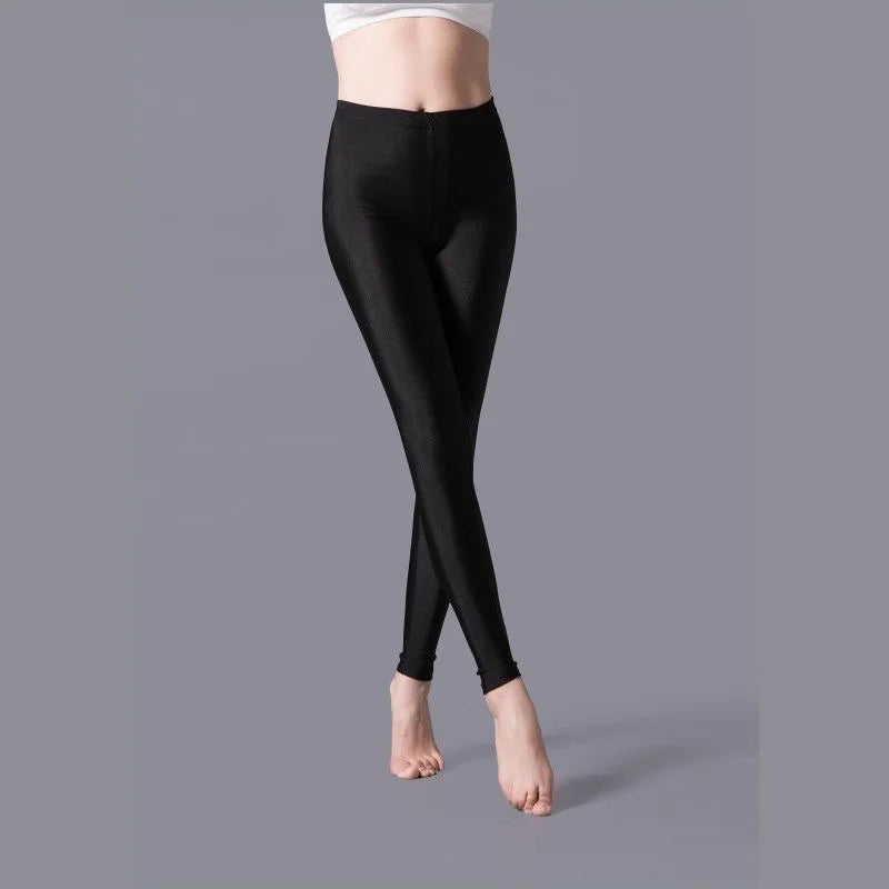 Skinny Extended-Size Shiny Yoga Leggings | OWNLUXE