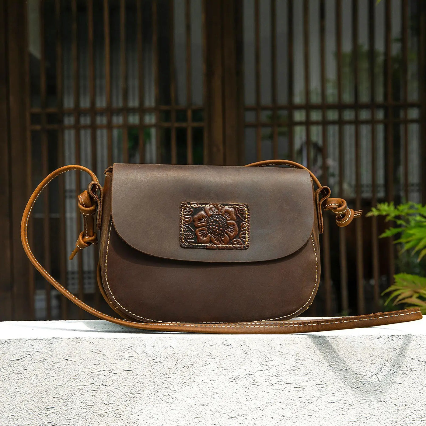 Johnature Crazy Horse Leather Crossbody Bag - Retro Cowhide | OWNLUXE