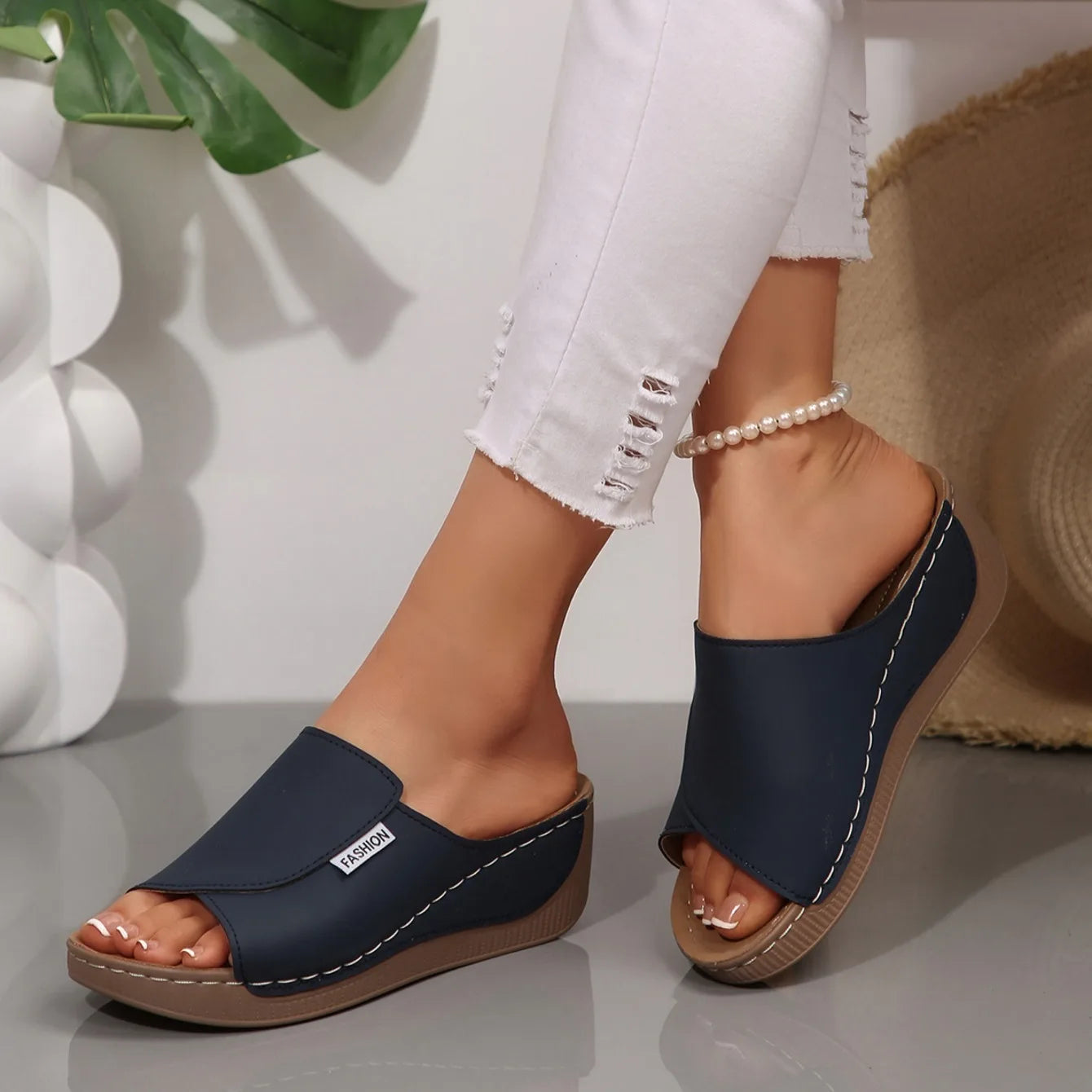 Women’s Wedge Slippers – Open-Toe Summer Sandals