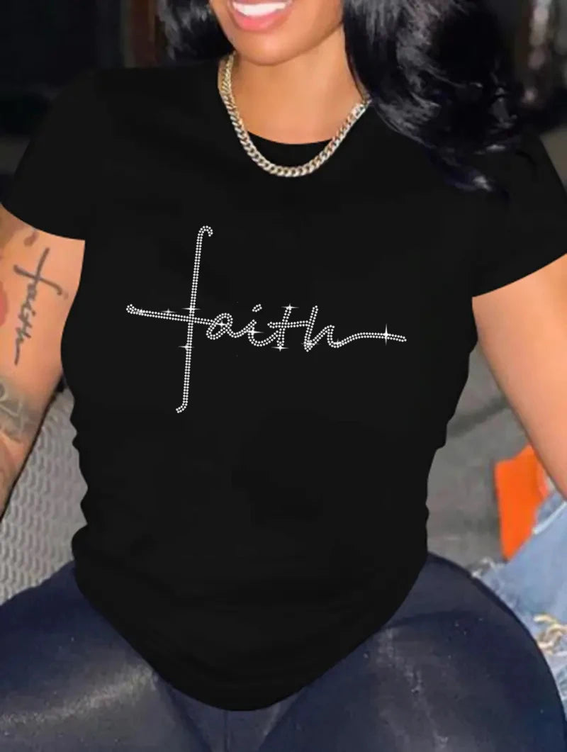 Sparkle & Shine: Black Sequin Summer Top (L–5XL) / Haut noir d'été à paillettes (L–5XL)