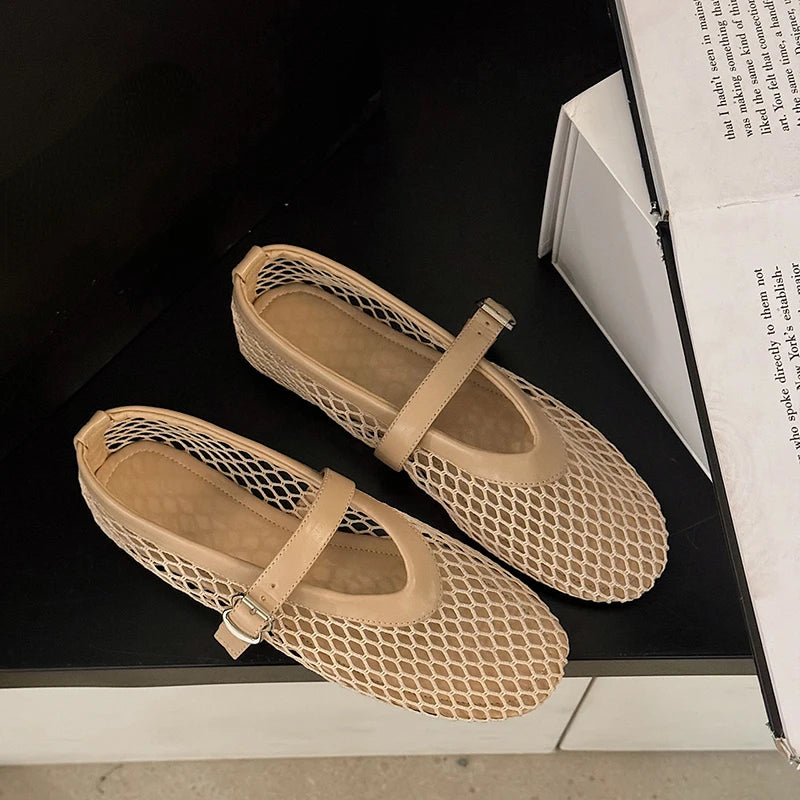 Women's Round Toe Flats – Shop at OWNLUXE
