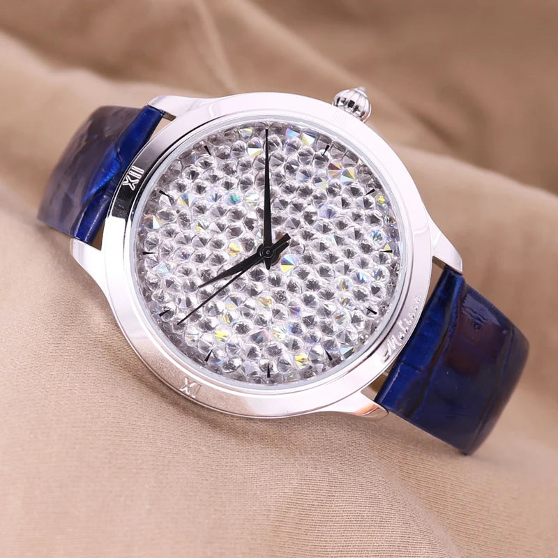 Leather Strap Quartz Watch - Minimalist Water-Resistant Wristwatch