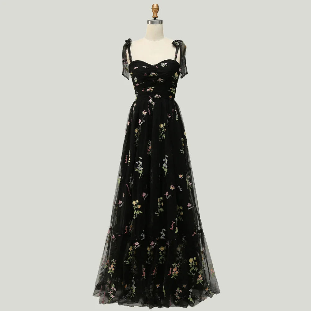 Sleeveless Square-Neck Dresses Lace | OWNLUXE