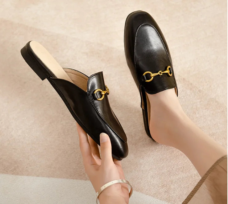Women’s Chain Detail Flat Mules – Closed Toe Slides