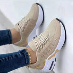 Load image into Gallery viewer, 🌿 Everyday Low-Heel PU Sneakers | Baskets à Petit Talon en PU – Usage Quotidien
