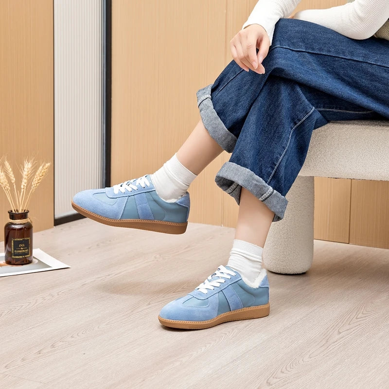 Women's Round Toe Leather Sneakers – Shop at OWNLUXE