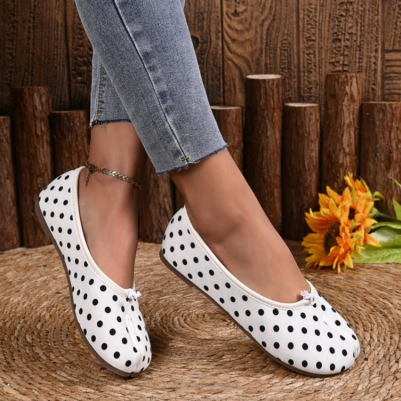 Women's All Season Flats – Shop at OWNLUXE