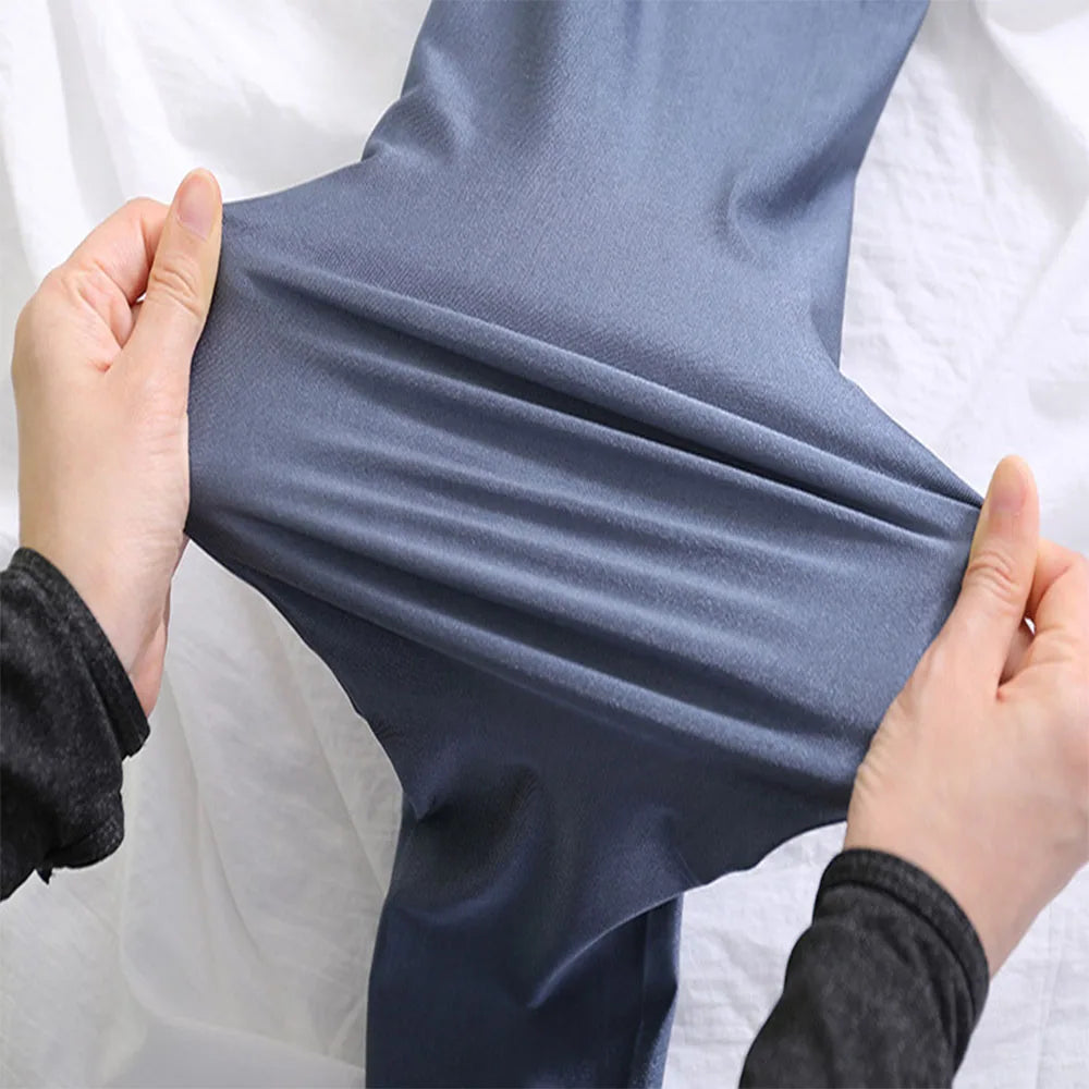 Skinny Extended-Size Shiny Yoga Leggings | OWNLUXE
